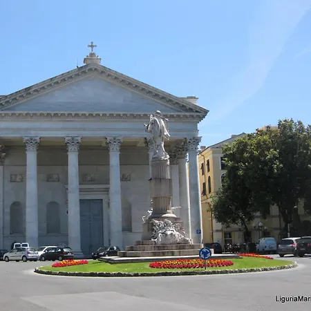 アパート Viabado9 Mansarda Con Box キアーヴァリ