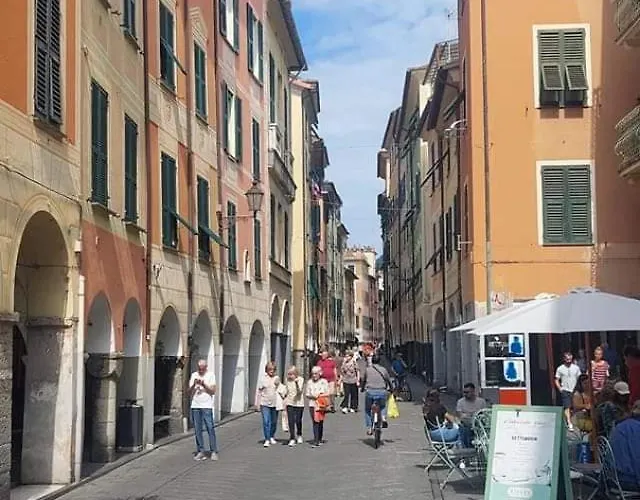 Viabado9 Mansarda Con Box Apartamento Chiavari