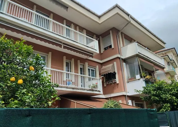 Viabado9 Mansarda Con Box Apartamento