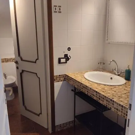 Apartment Viabado9 Mansarda Con Box Chiavari